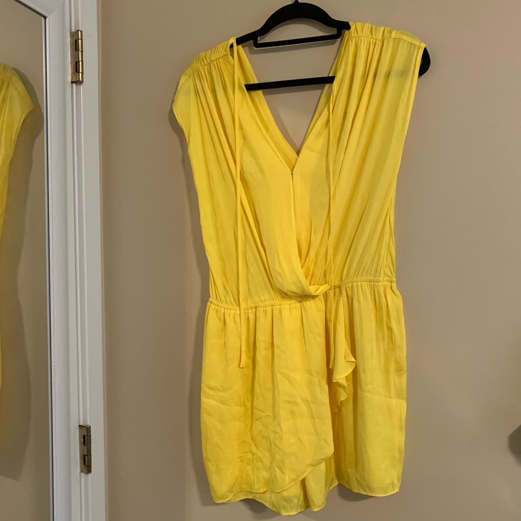Nwt Impressions Brand Stunning Yellow Romper